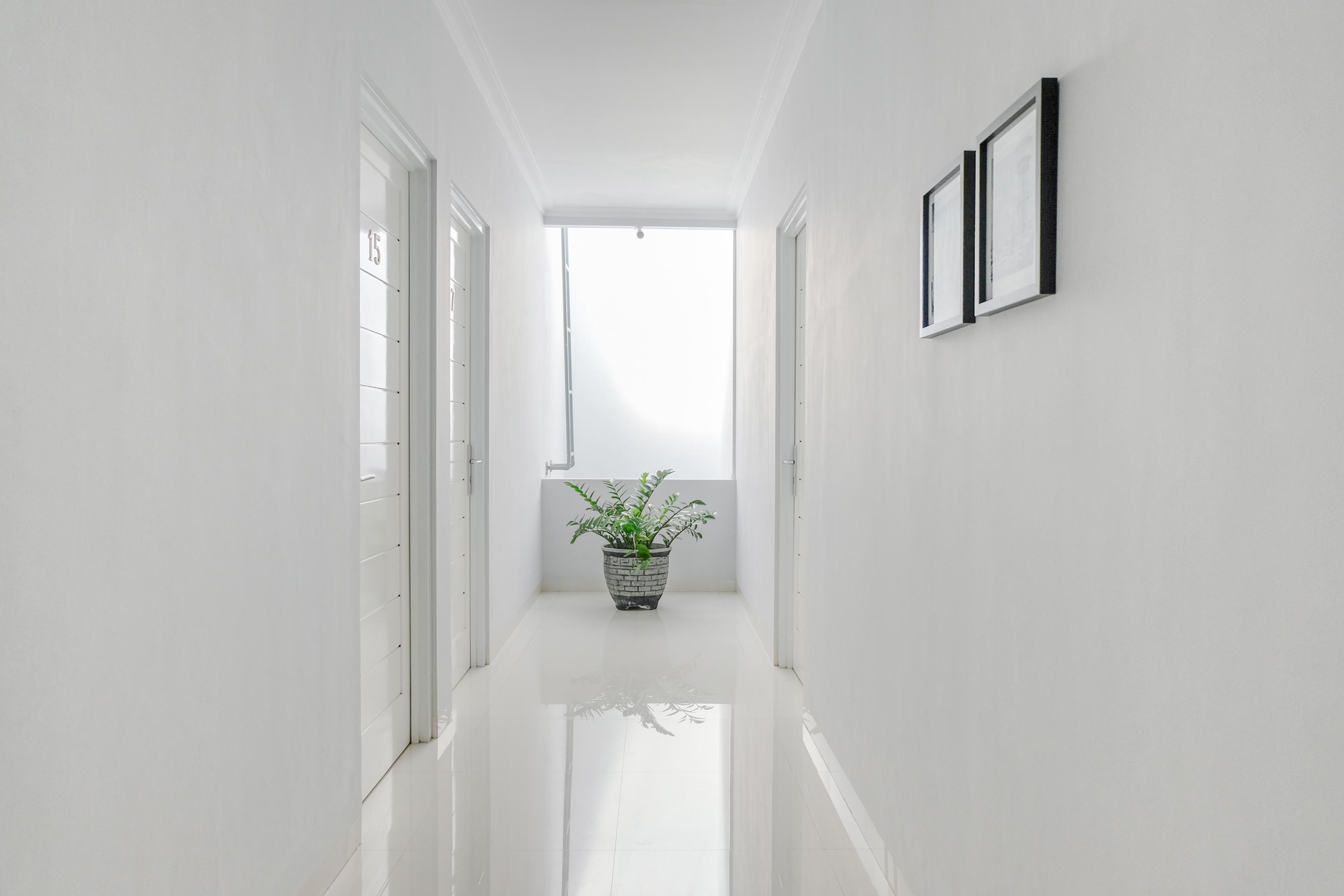 Super Oyo 995 Alice'S Homestay Syariah Jember Ngoại thất bức ảnh